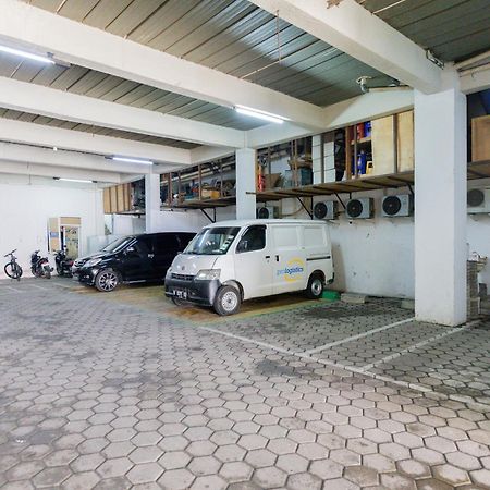 Reddoorz Plus Syariah Near Mall Pondok Indah جاكرتا المظهر الخارجي الصورة