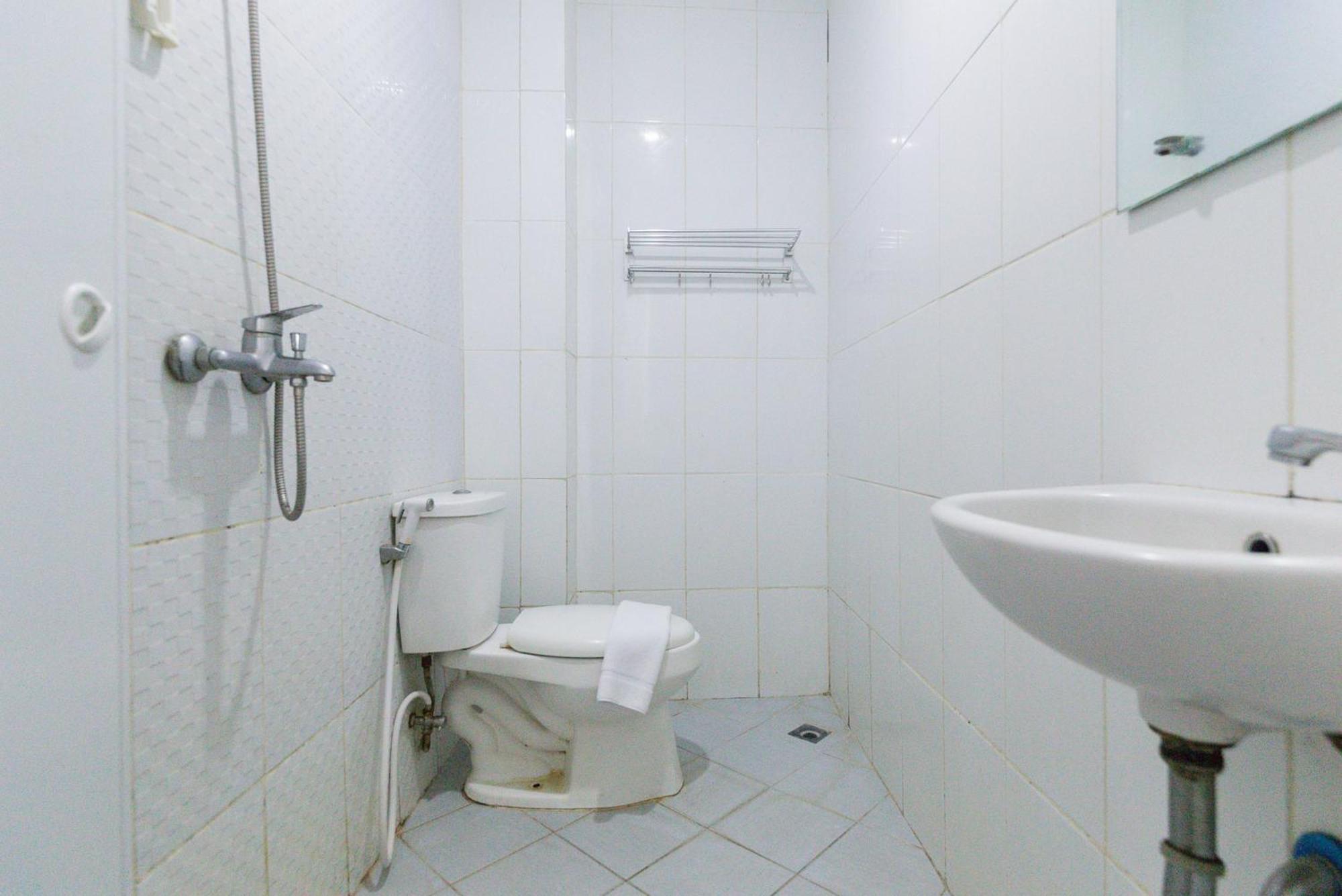 Reddoorz Plus Syariah Near Mall Pondok Indah جاكرتا المظهر الخارجي الصورة